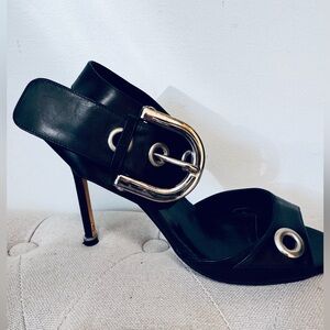 Manolo Blahnik stilettos black with silver buckle